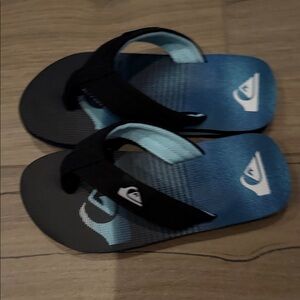 Toddler.Boys Quiksilver Black and Blue Sandals